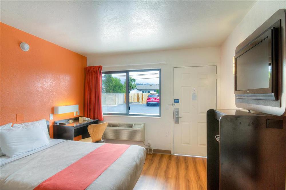 Motel 6-Santa Barbara, Ca - Beach Номер фото